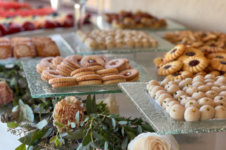 PASTRIES & COOKIES